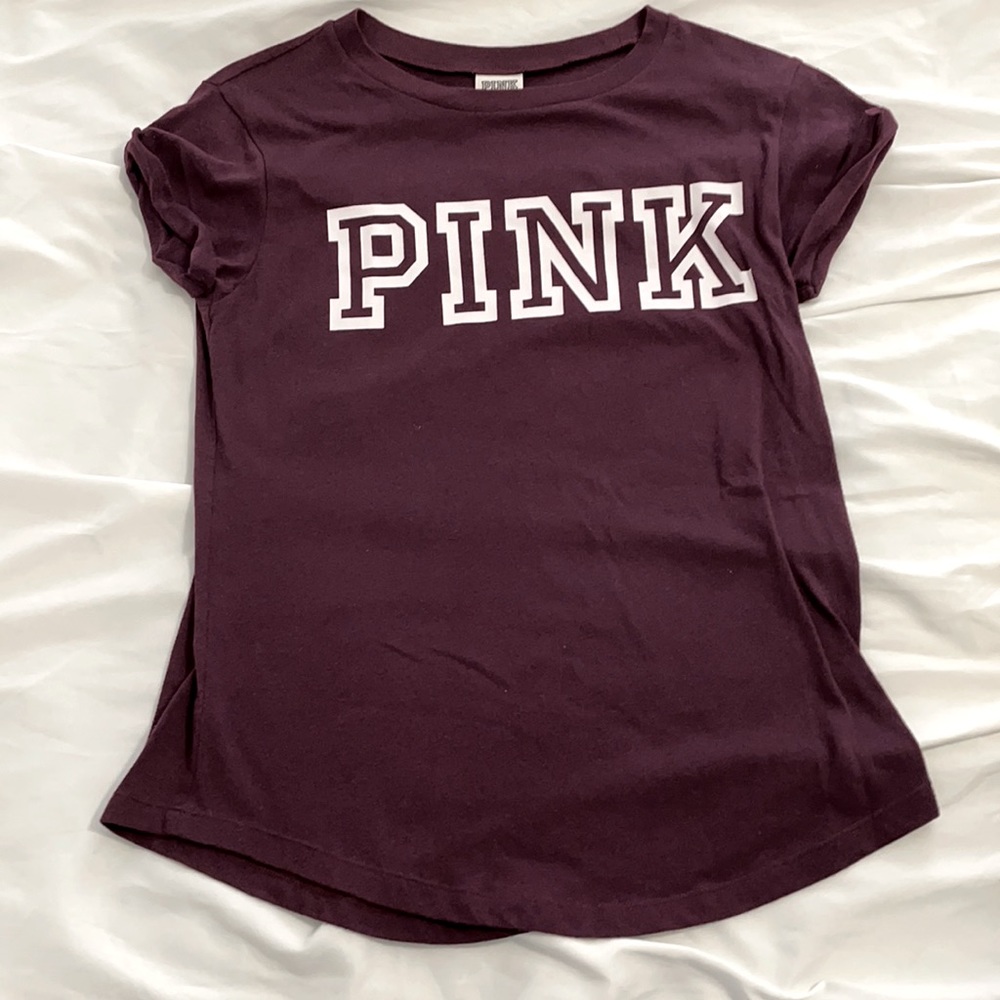 maroon Victoria’s Secret PINK t shirt
